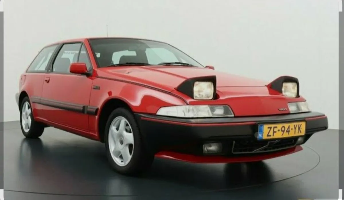 Vintage car parts - Image 1