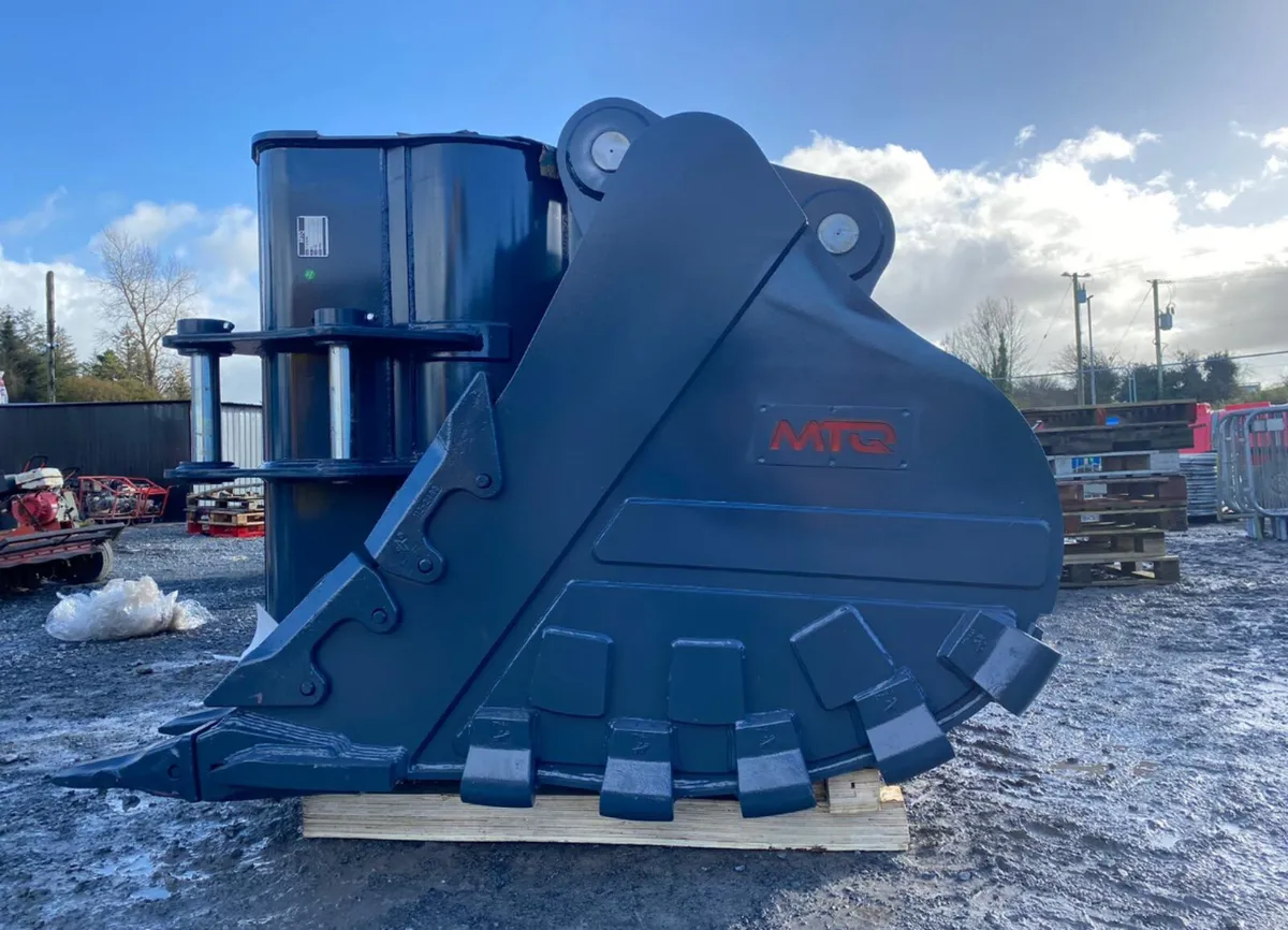 Brand New 35 Tonne Heavy Duty rock Bucket - Image 1