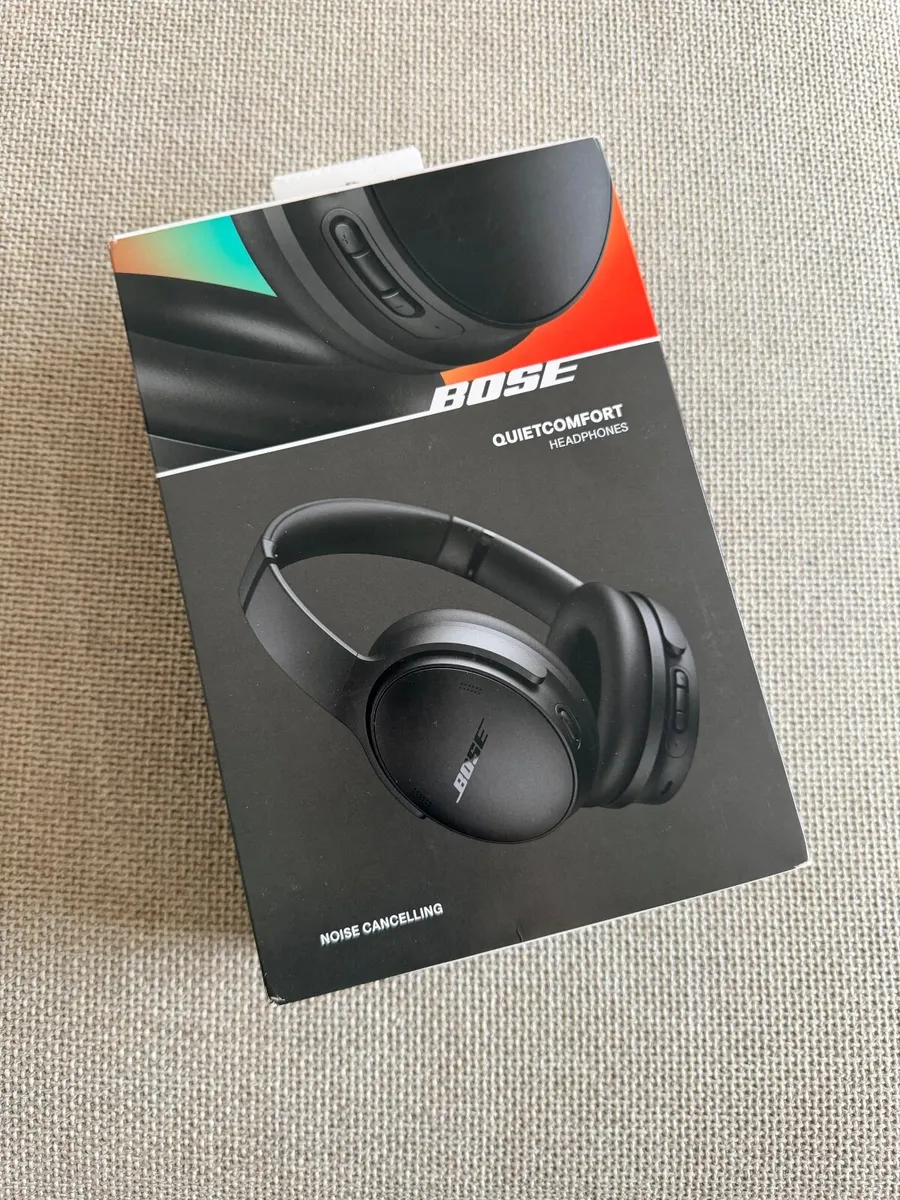 Brand New Bose QuietComfort Wireless Noise Cancel - Image 3