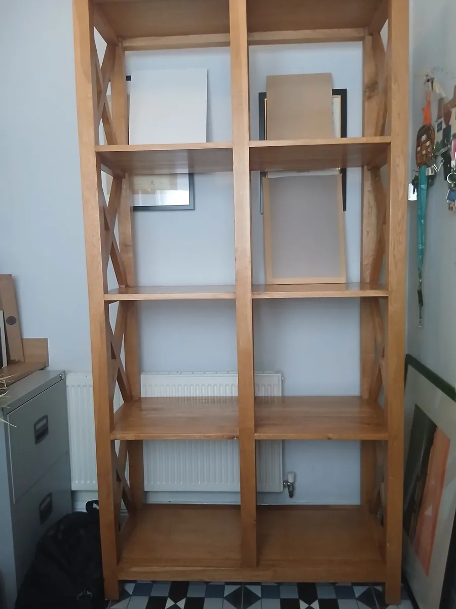 Sitting room unit - Image 1