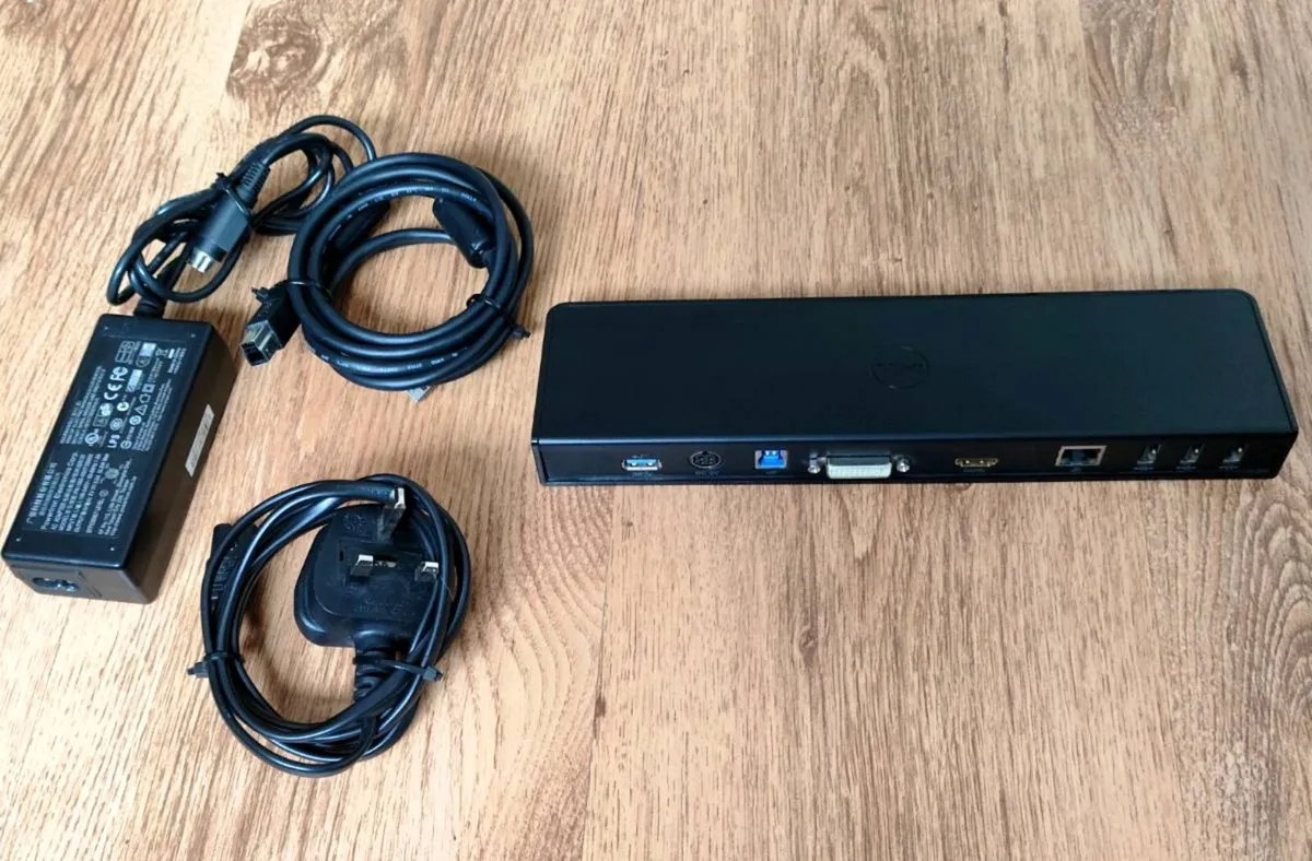 Docking Station - Image 3