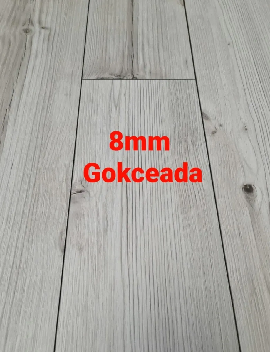 *NEW* 8MM LAMINATE FLOORING - Image 3