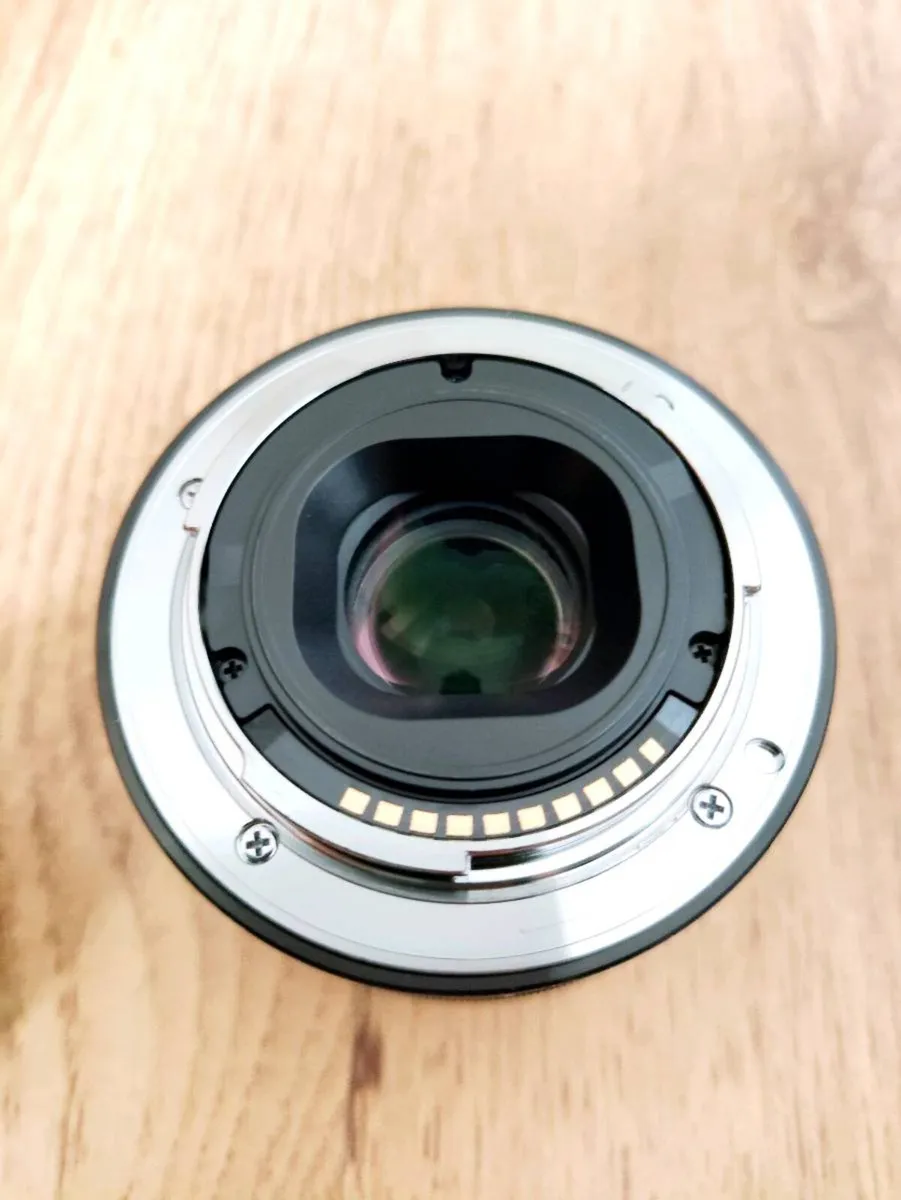 Sony 35mm f1_8 OSS Emount - Image 2