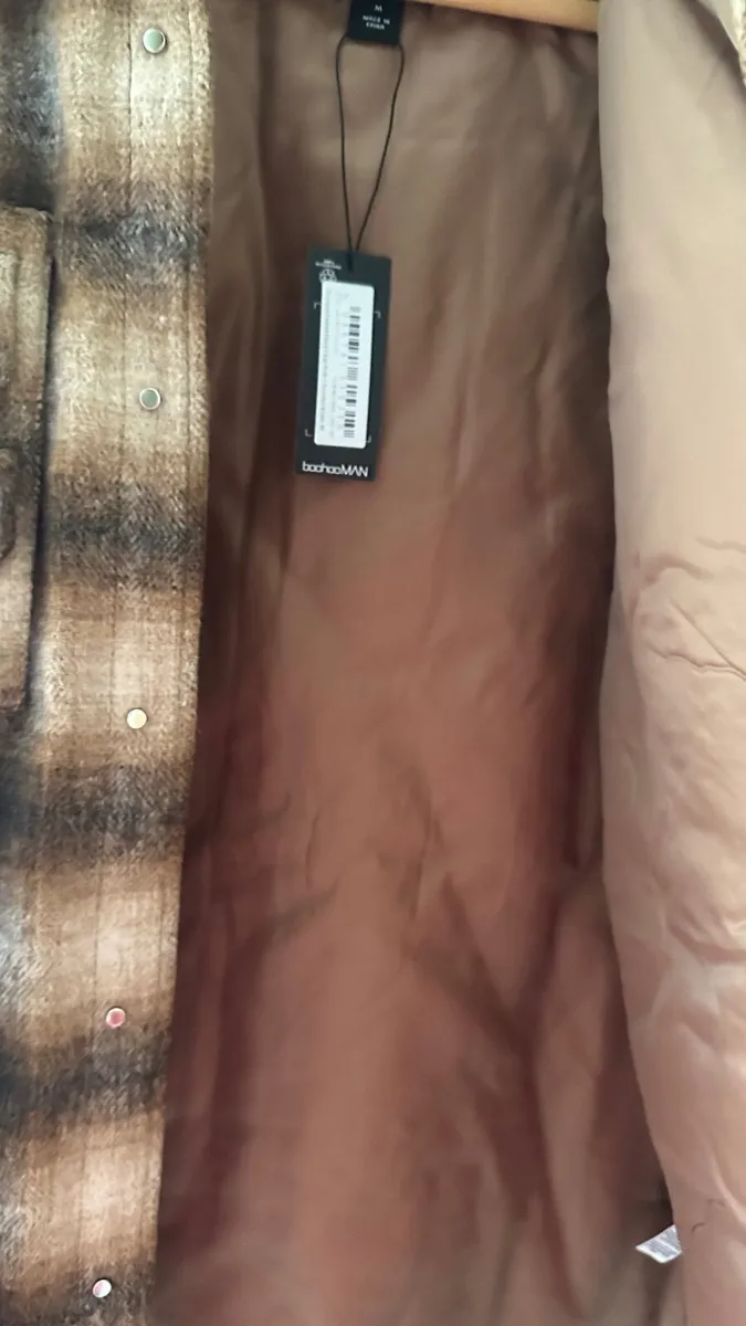 Men’s new jacket medium - Image 2