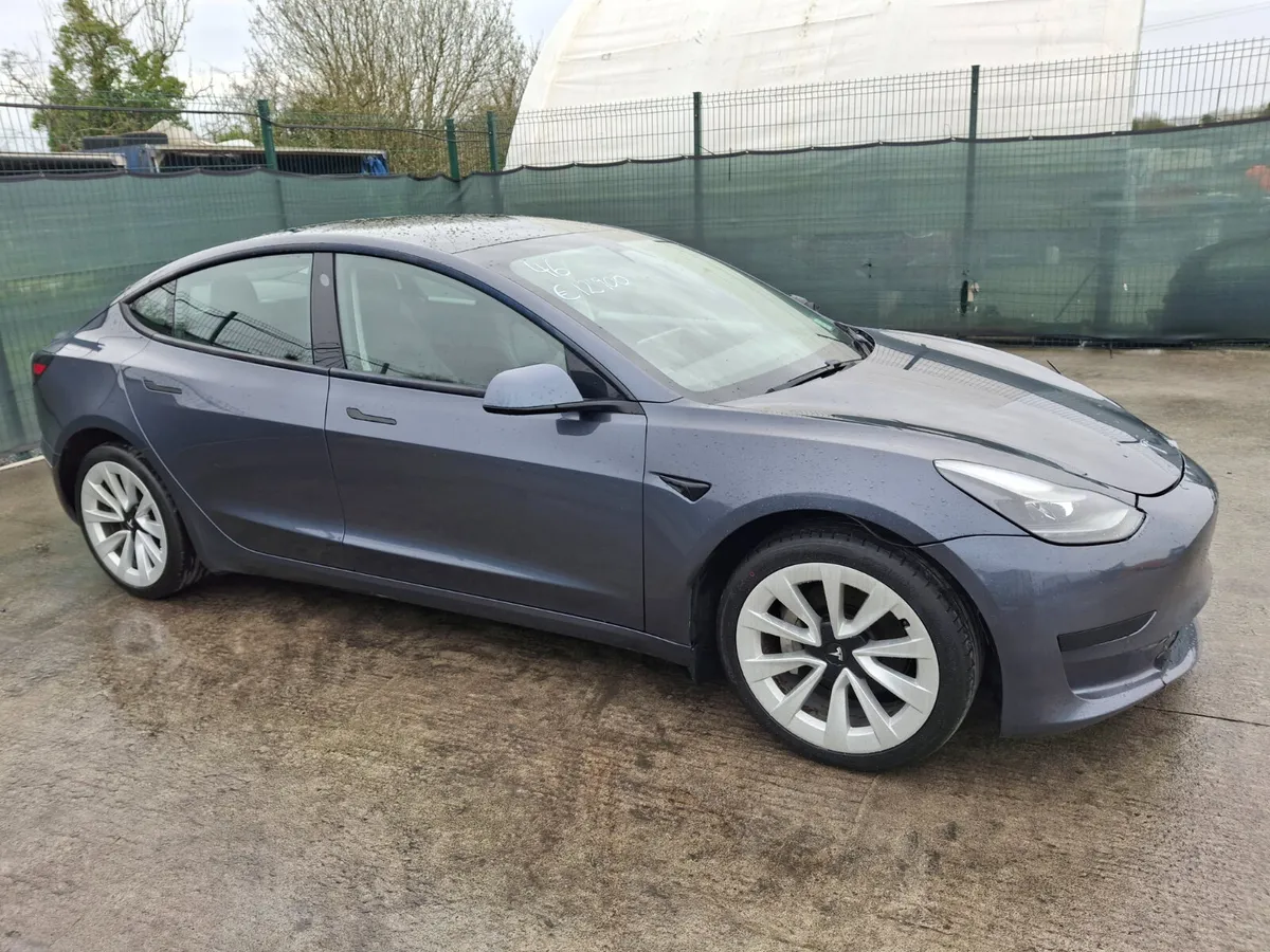 202 Tesla Model 3 Standard Plus 3 - Image 1
