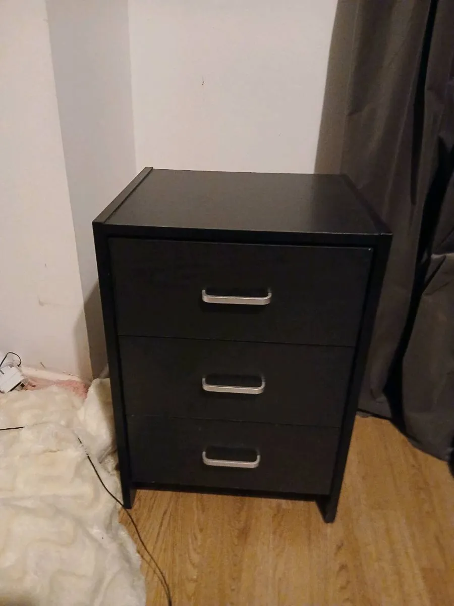 LOCKERS X 2 - Image 1