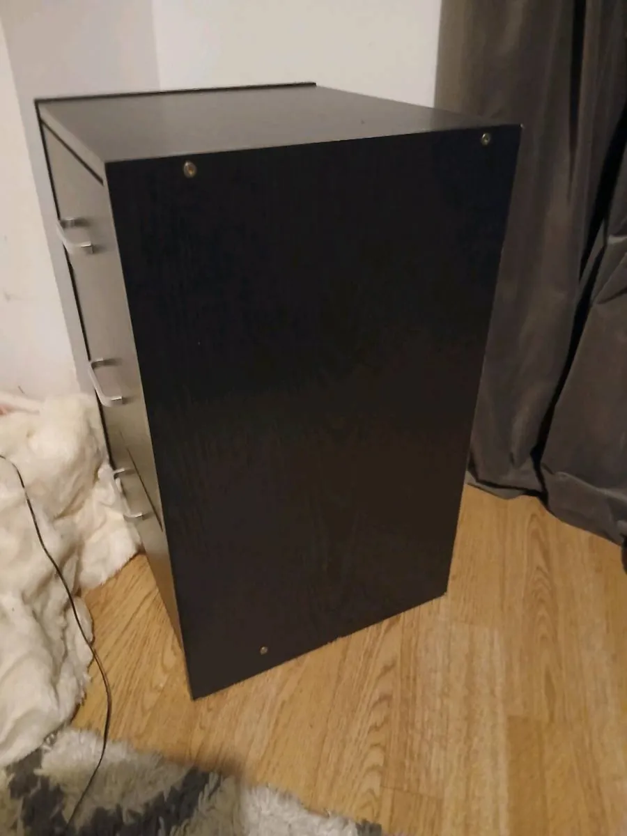 LOCKERS X 2 - Image 2