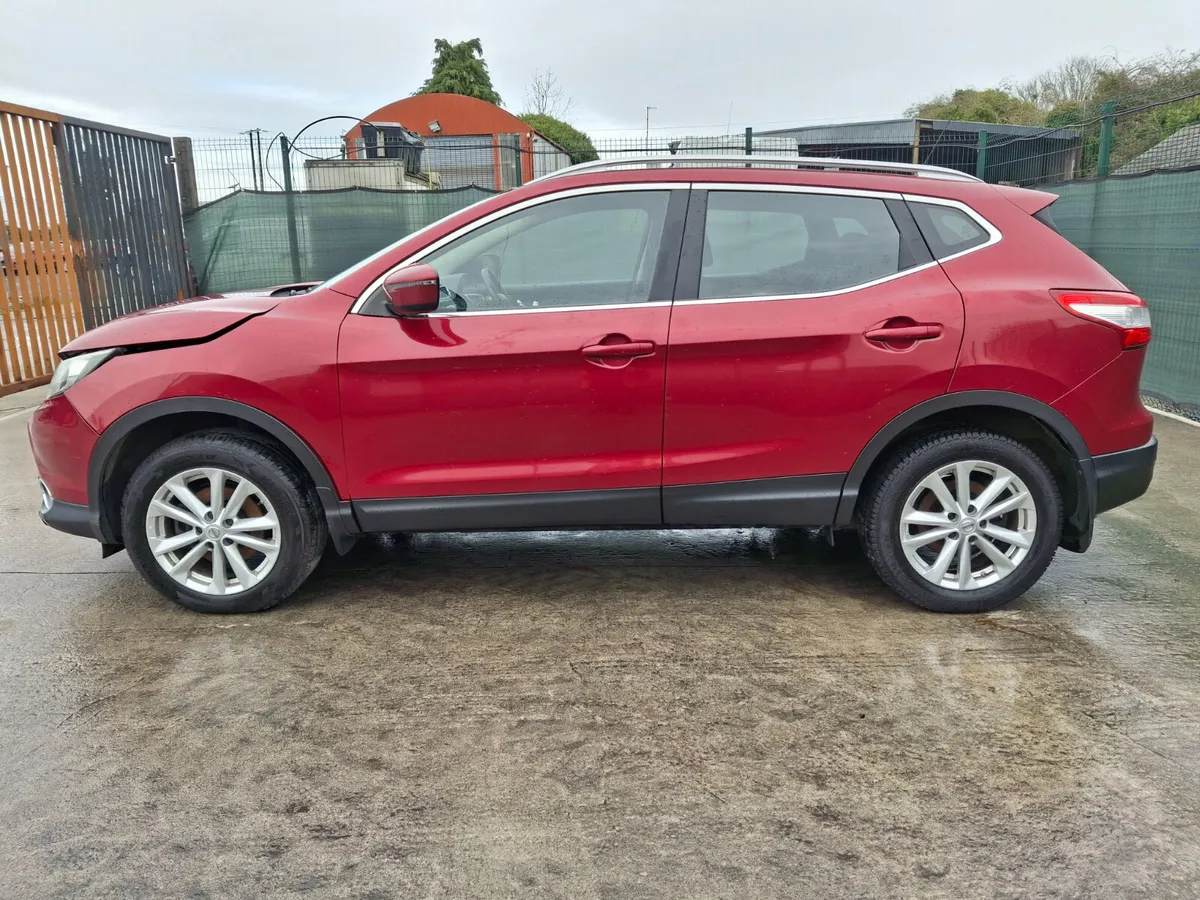2017 Nissan Qashqai  1.5 Diesel - Image 2