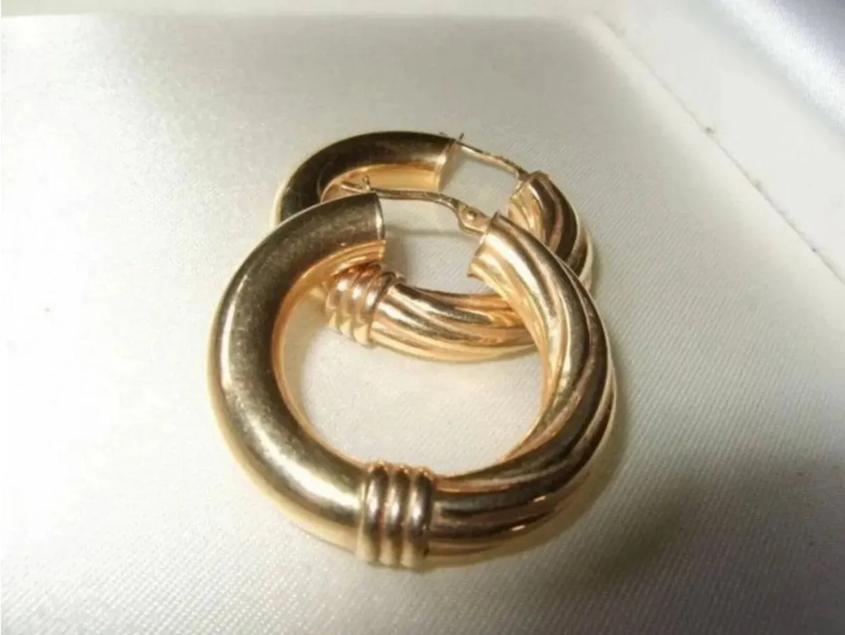 Vintage Hallmarked 9ct Gold Hoops - Image 2