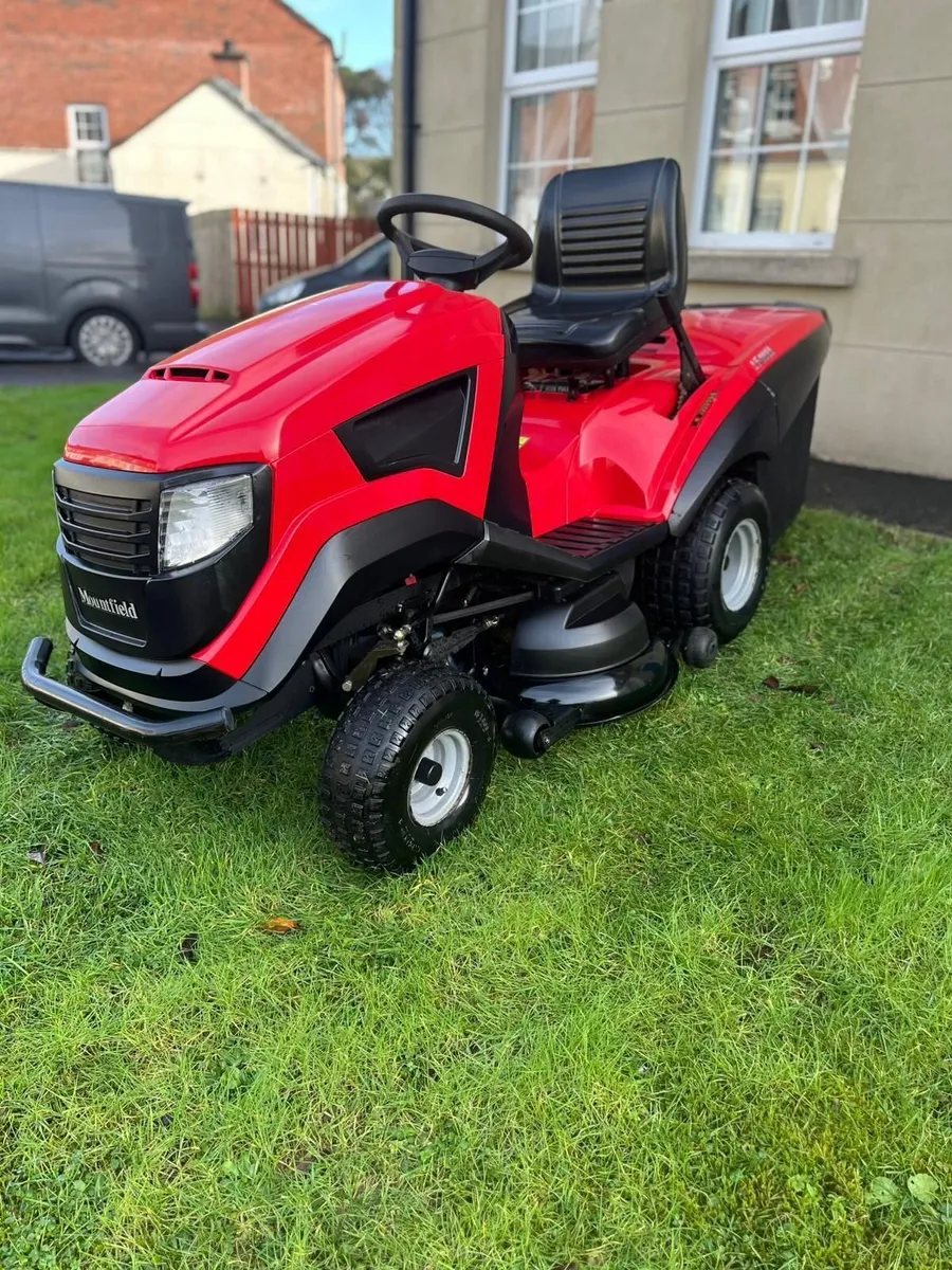 Mountfield ride on lawnmower - Image 2