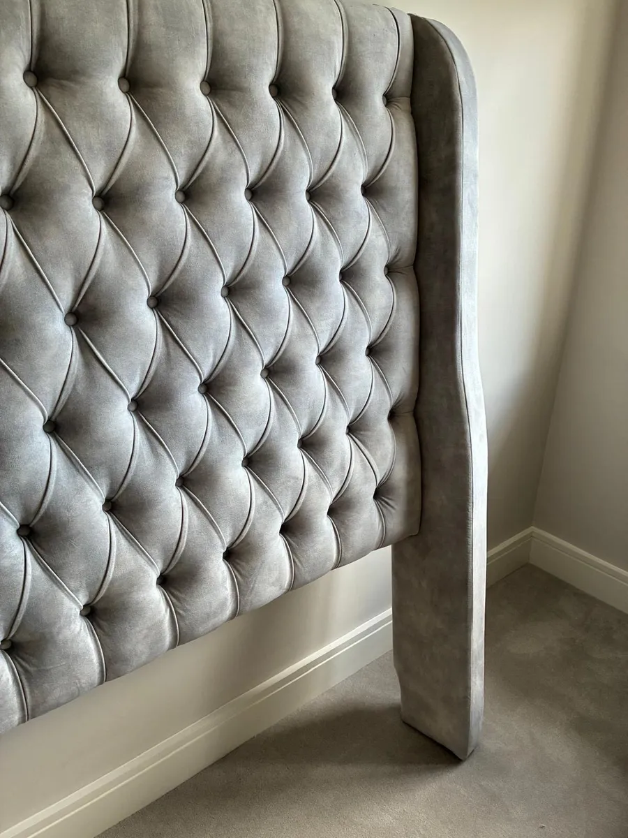 King Size Headboard - luxury, excellent condition - Image 2