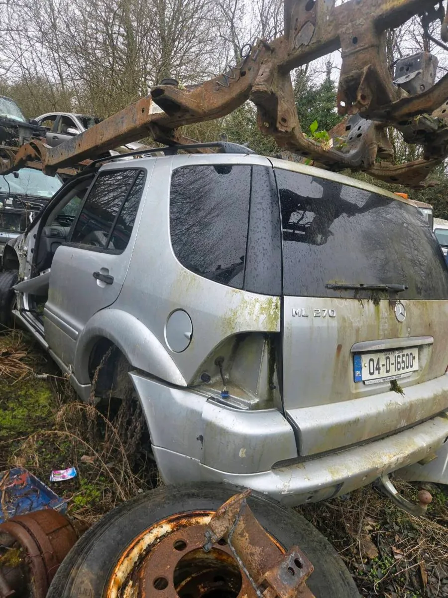 Mercedes ml parts - Image 1