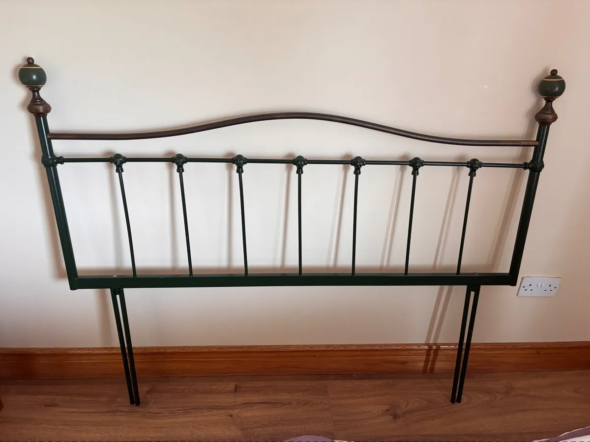 5ft green & gold colored metal headboard - Image 1