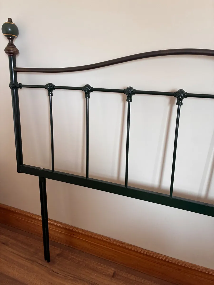 5ft green & gold colored metal headboard - Image 3