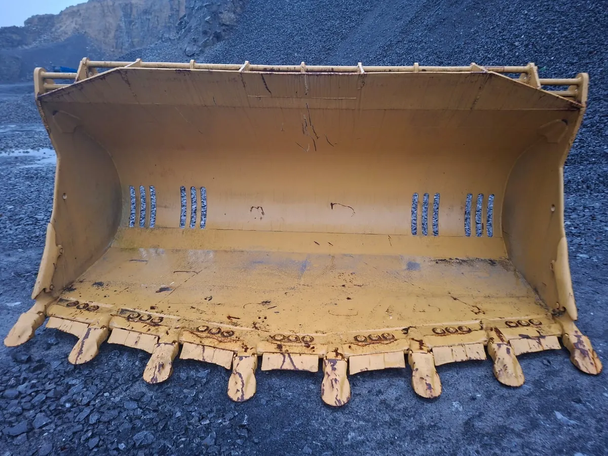 CAT Bucket - Image 3