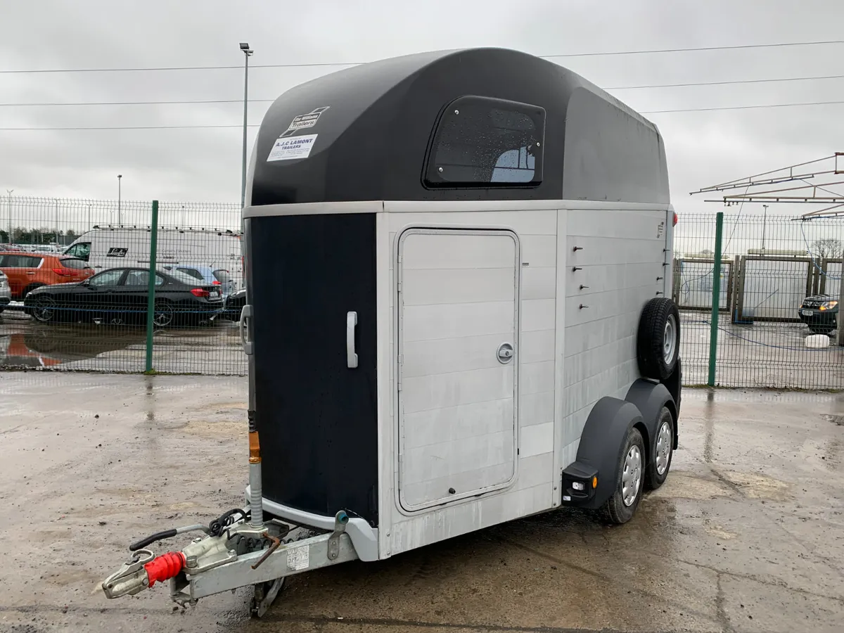 IFOR WILLIAMS HBE506 HORSEBOX FOR AUCTION - Image 1
