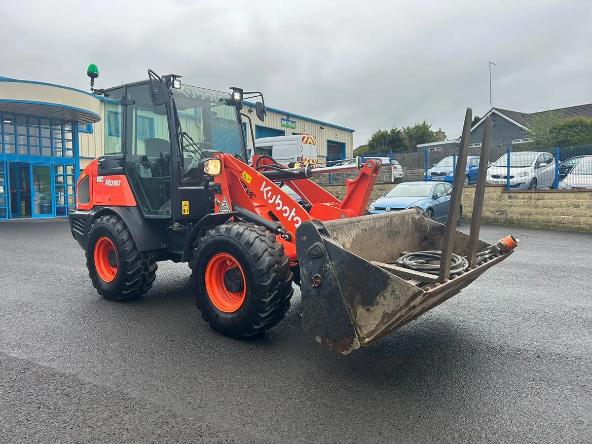 2023 Kubota R090 Only 1130Hrs - MULLANS - Image 3