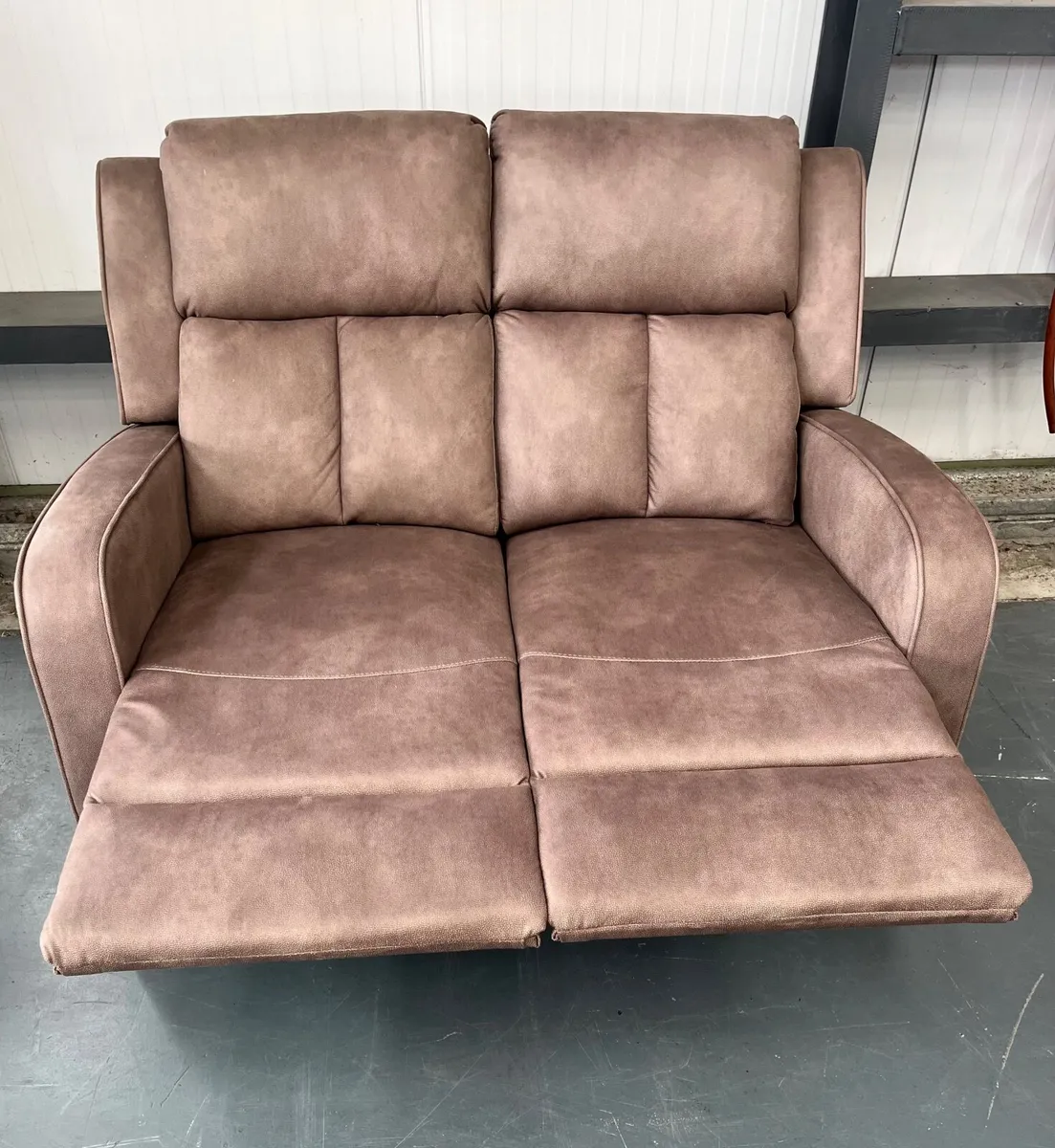 2 Seater Recliner - Image 3