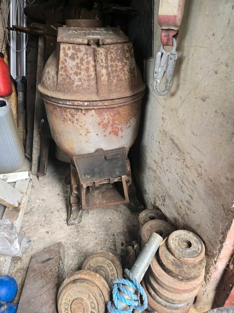 Pot Belly Stove - Image 2