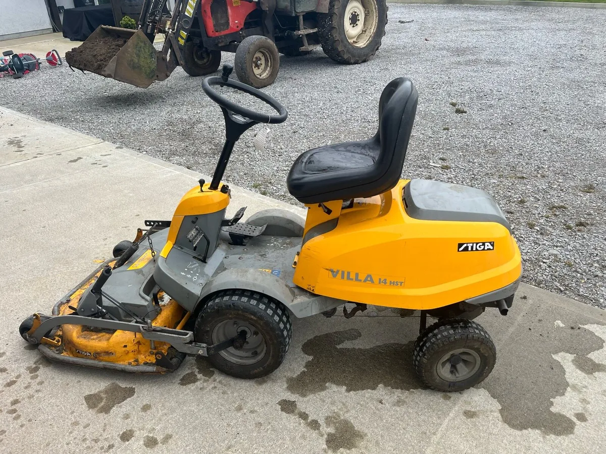 Stiga Villa 14 HST - Image 1