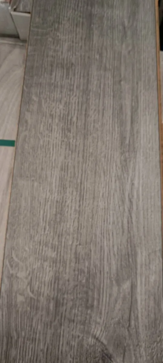 *NEW* 8MM LAMINATE FLOORING ☄️ - Image 2