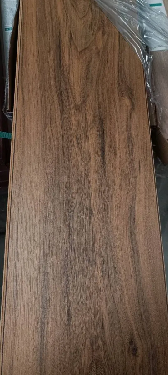 *NEW* 8MM LAMINATE FLOORING ☄️ - Image 4