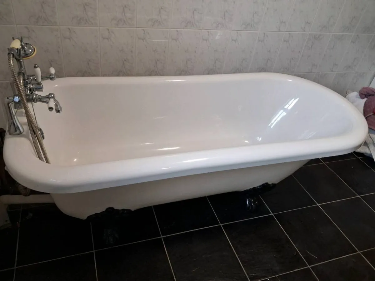 Free standing bath - Image 1