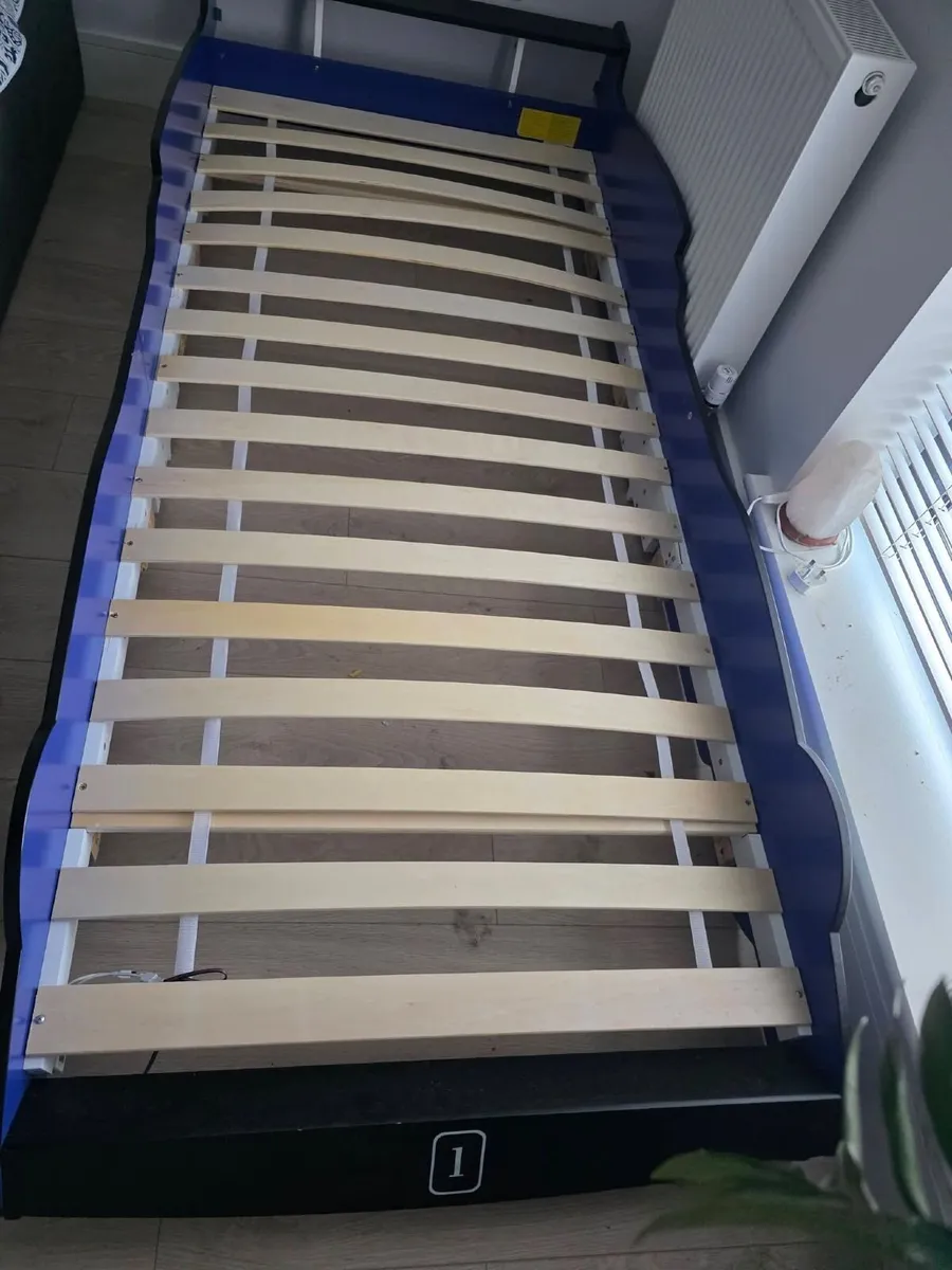 Bed frame - Image 4