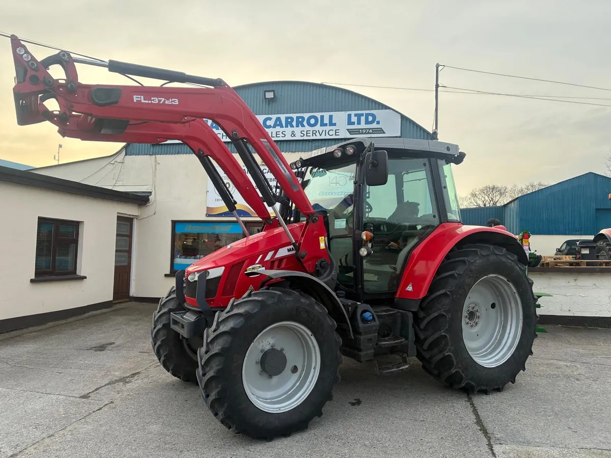Massey Ferguson 5713 SL - Image 1