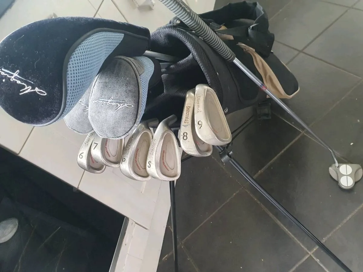 LADIES SET OF GOLF CLUBS - Image 4
