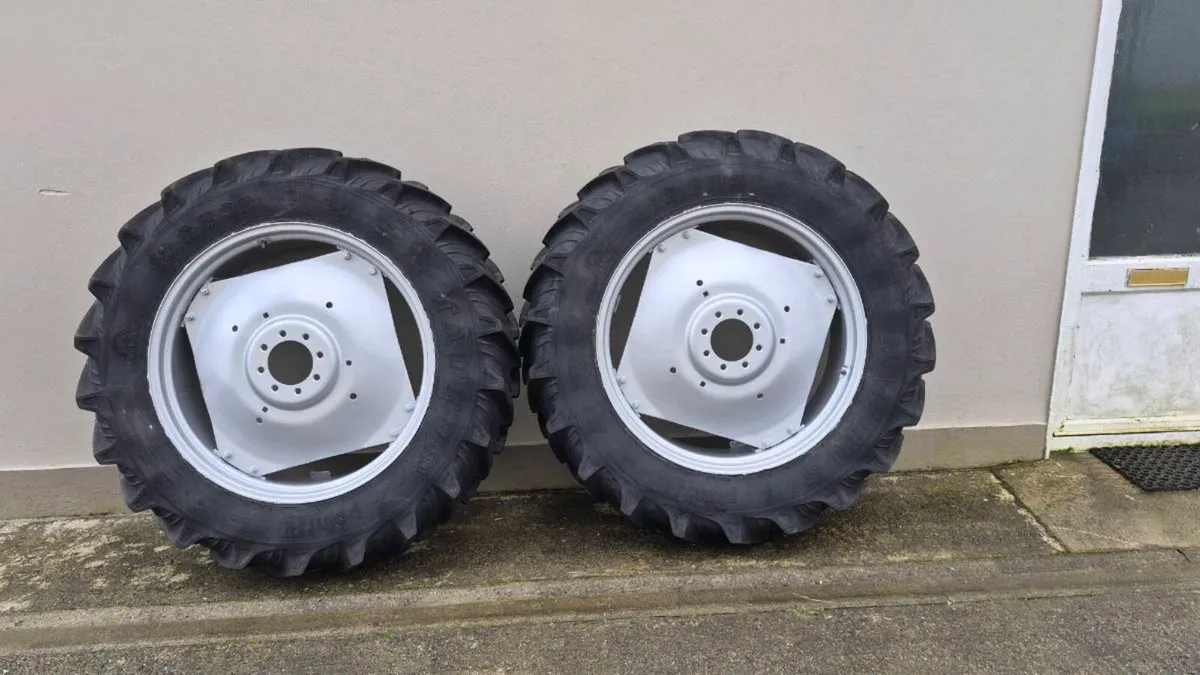 13.6 r36 wheels and tyres and suspension seat - Image 1