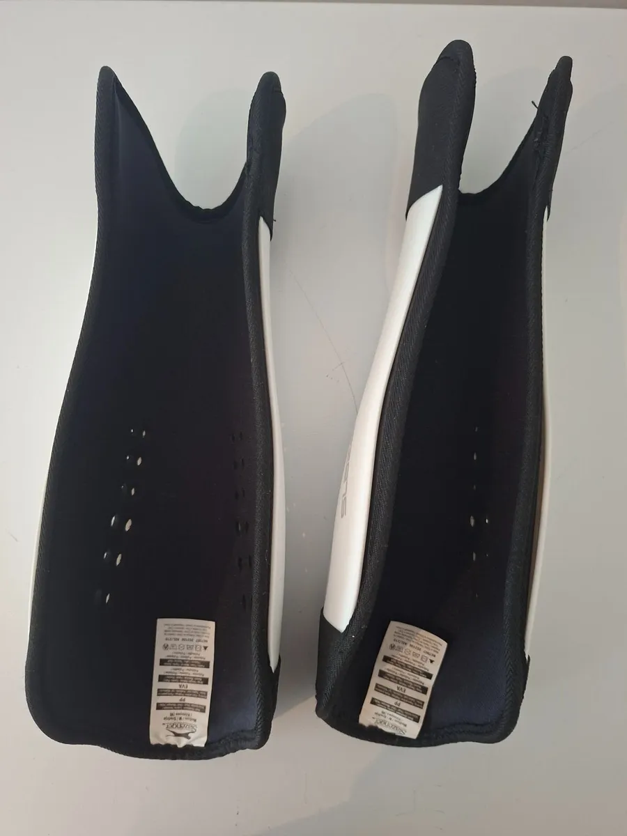 Hockey Shin guards - Image 2