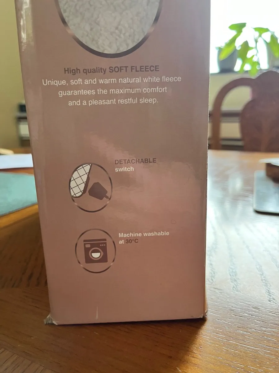 Electric blanket new in box single size - Image 2