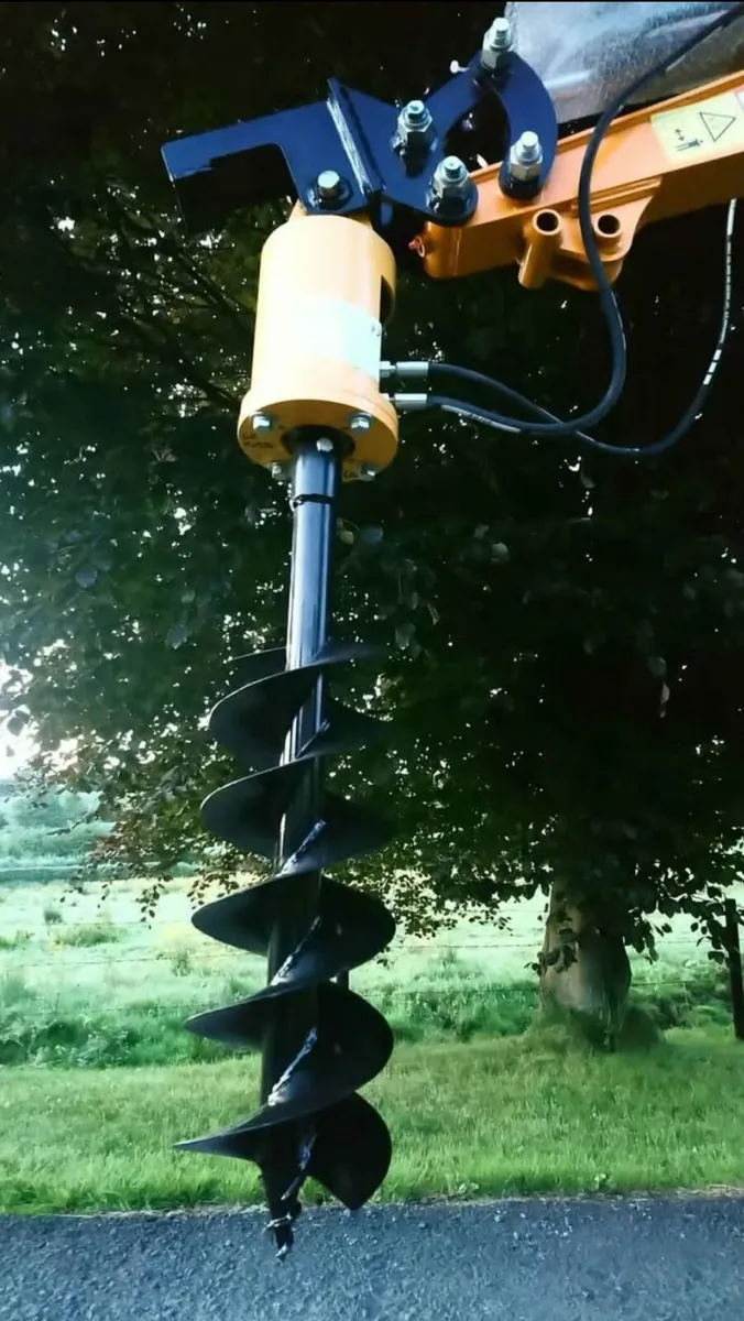 MINI DIGGER POST HOLE BORER ( 25mm pins ) - Image 3