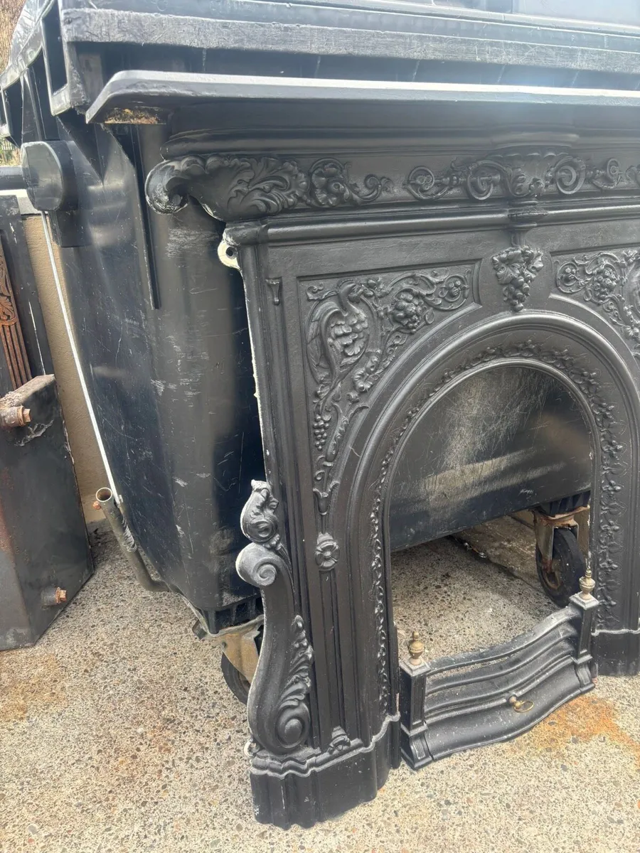 Cast iron fireplace - Image 3