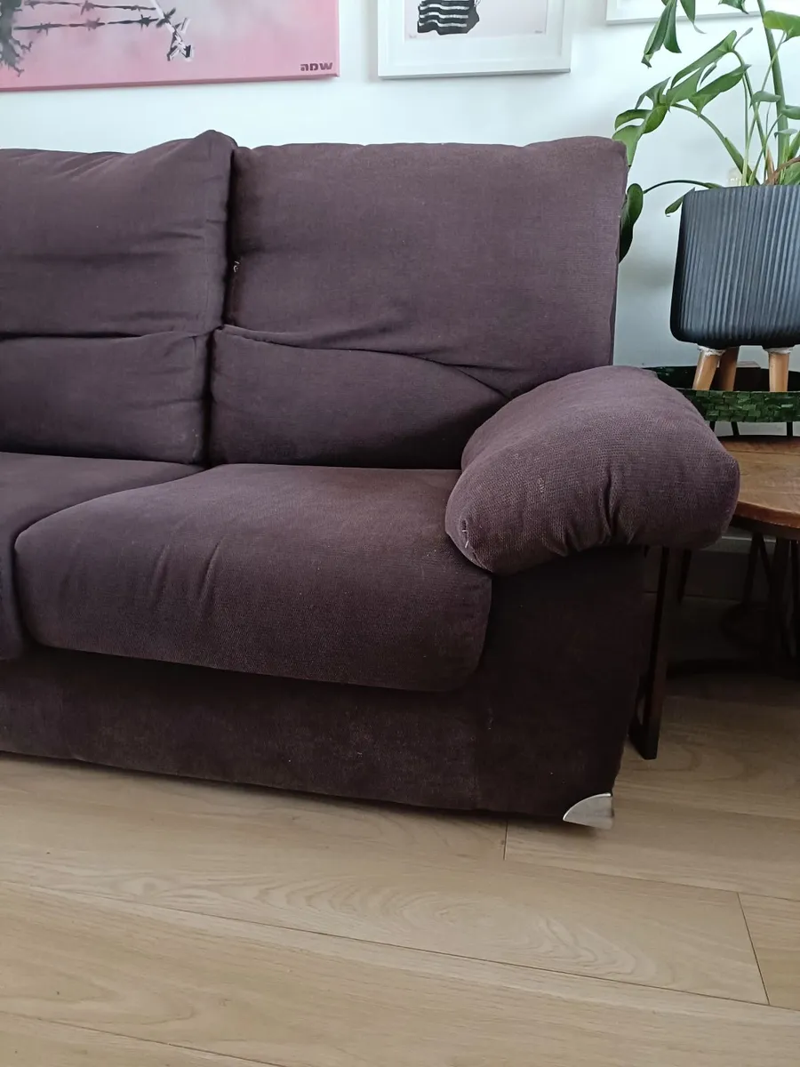 Couch set,  2 seater & 3 seater - Image 2