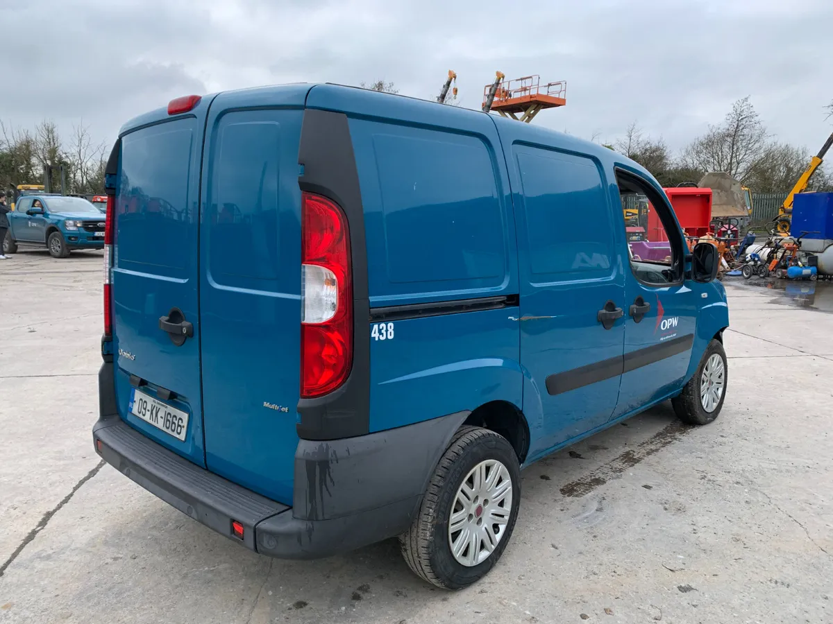 UNRESERVED 2009 FIAT DOBLO FOR AUCTION - NAAS - Image 4