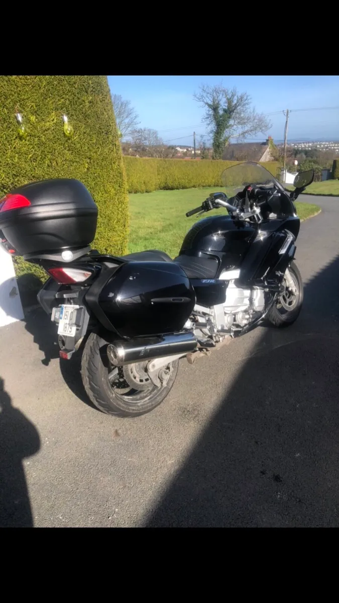 Motorcycle - Image 4