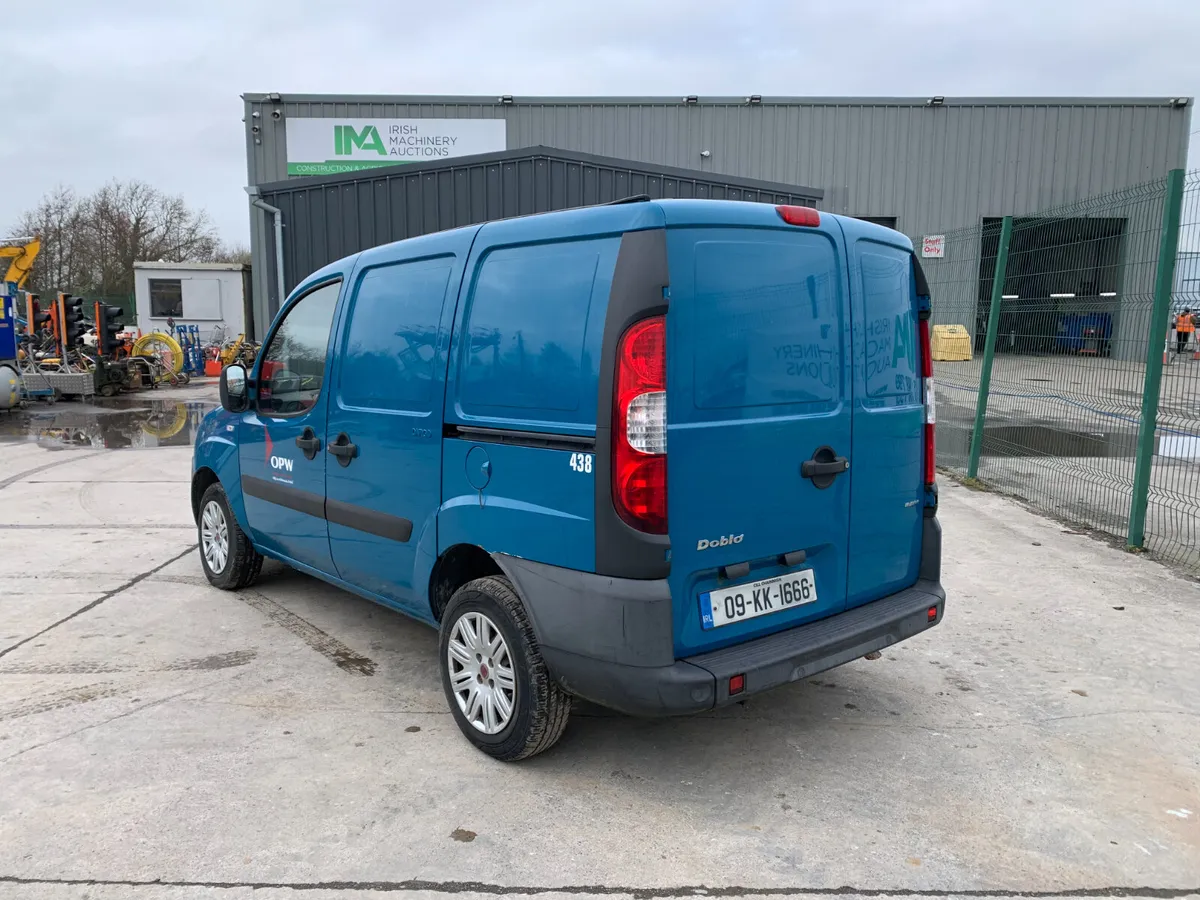UNRESERVED 2009 FIAT DOBLO FOR AUCTION - NAAS - Image 3