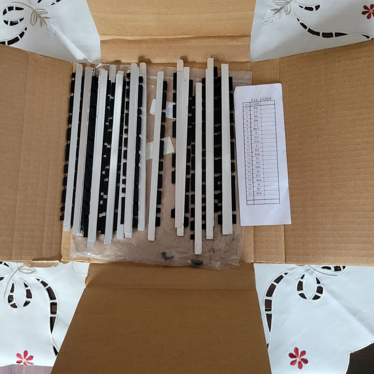 Autoharp Oscar Schmidt OS21C for Sale. - Image 3