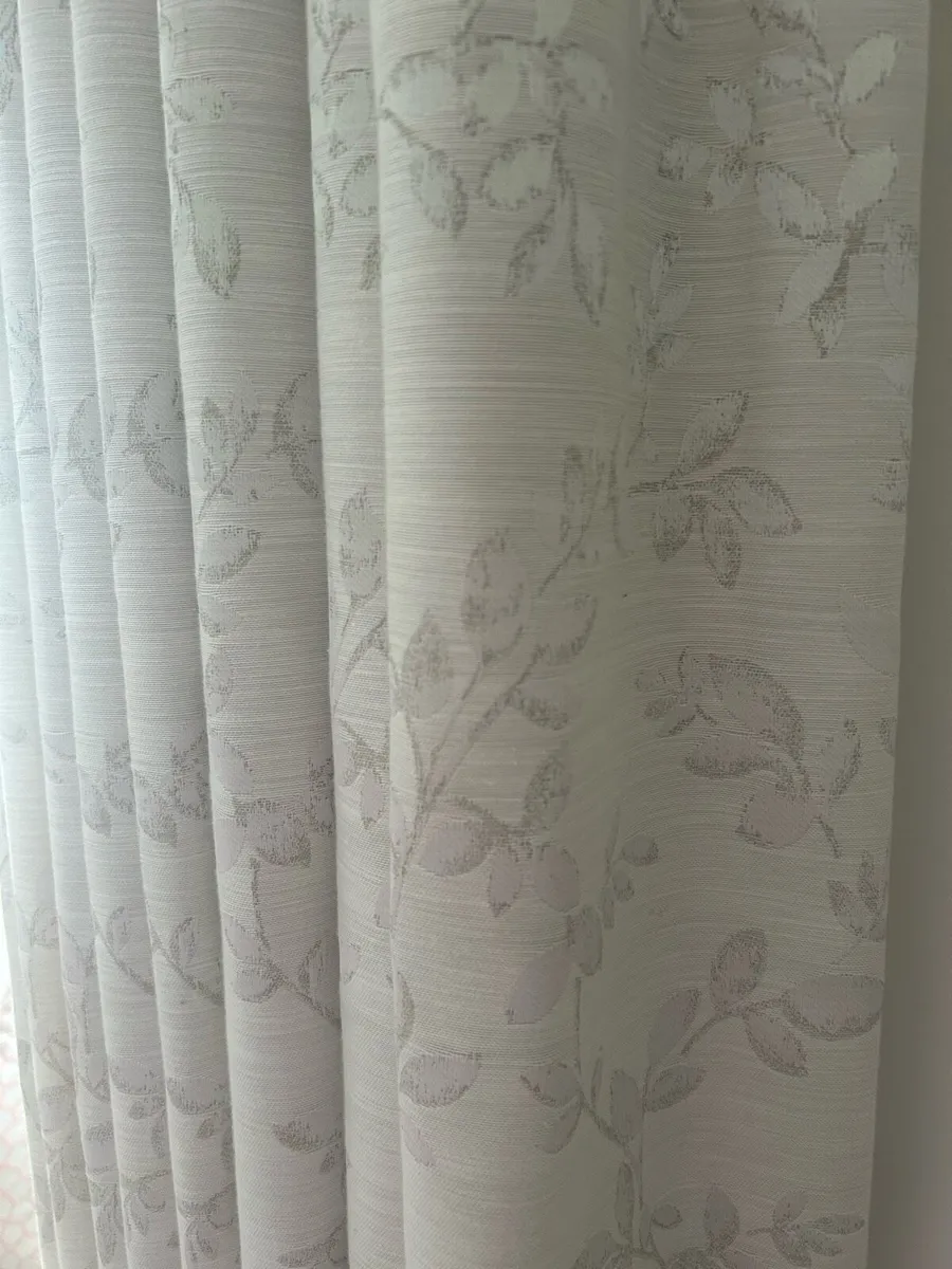 Curtains for sale - Image 1