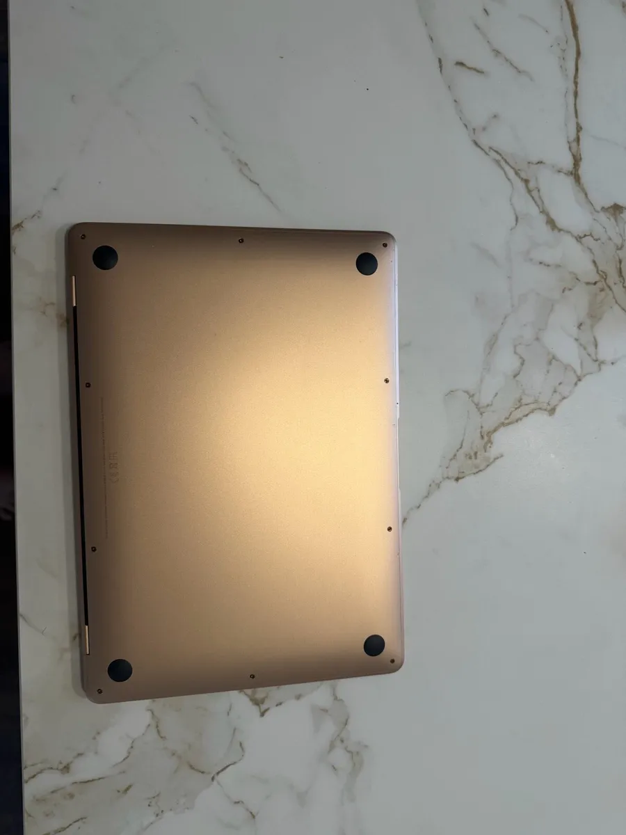 MacBook Air Intel Core i7 16GB 1TB - Image 3