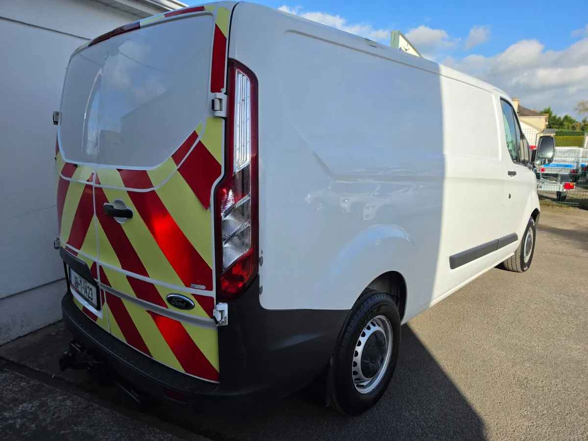 2018 Ford Transit Custom 2.0 290L Manual 130PS - Image 3
