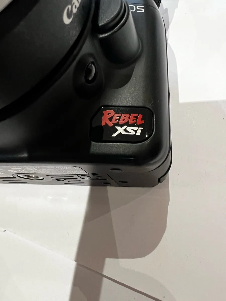 Canon Camera Xsi/ EOS 450 D - Image 2