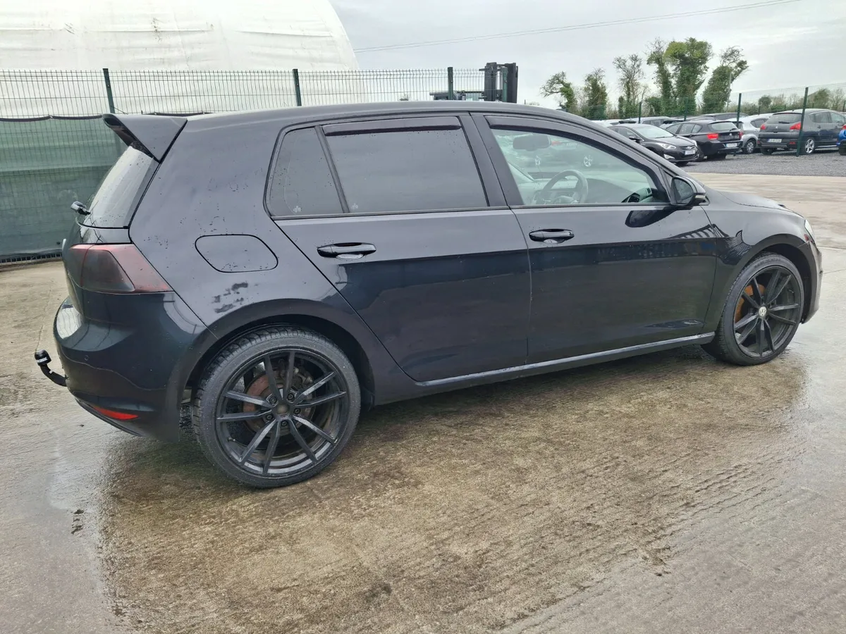2015 Volkswagen Golf 1.6 Tdi.Light Damage - Image 4