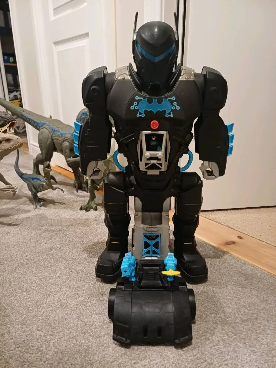 Batman bat bot - Image 1