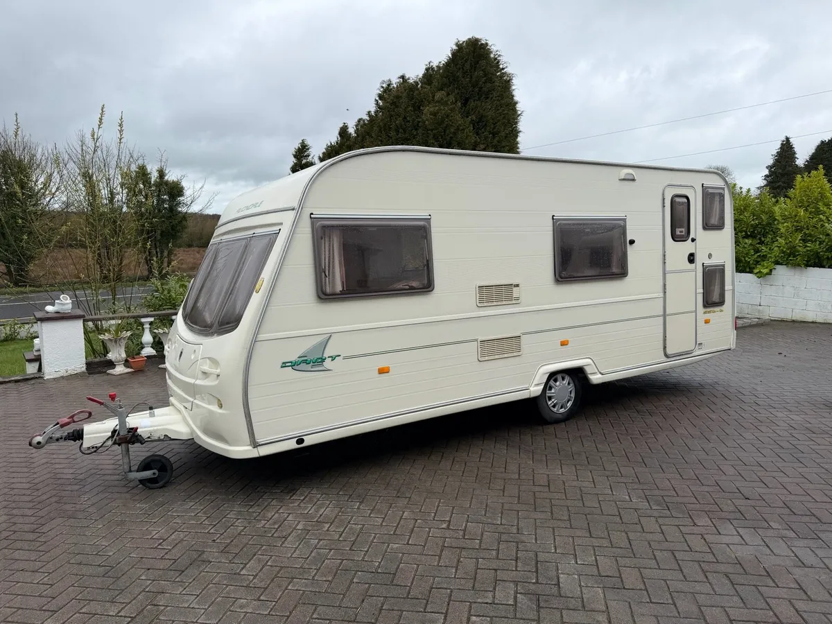 Avondale 6 berth caravan - Image 3