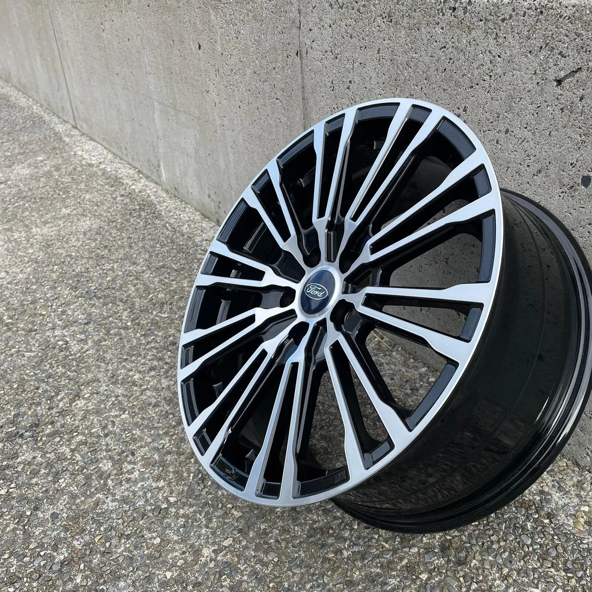 NEW 18'' Ford Alloy Wheels - Image 3
