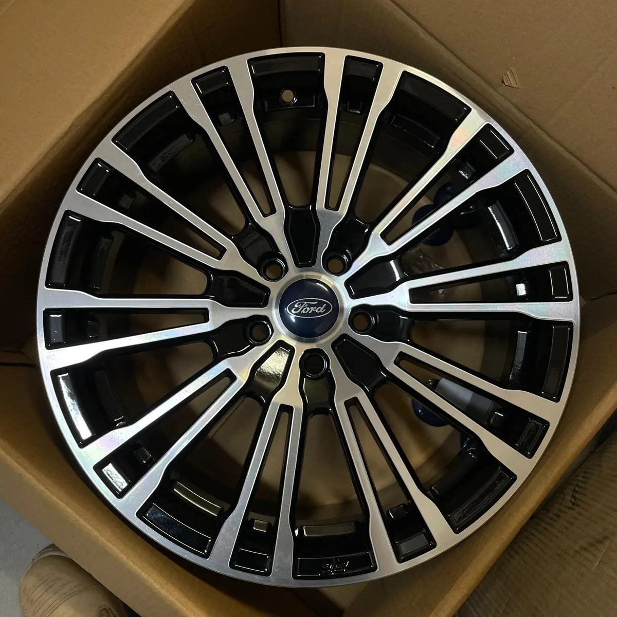 NEW 18'' Ford Alloy Wheels - Image 4