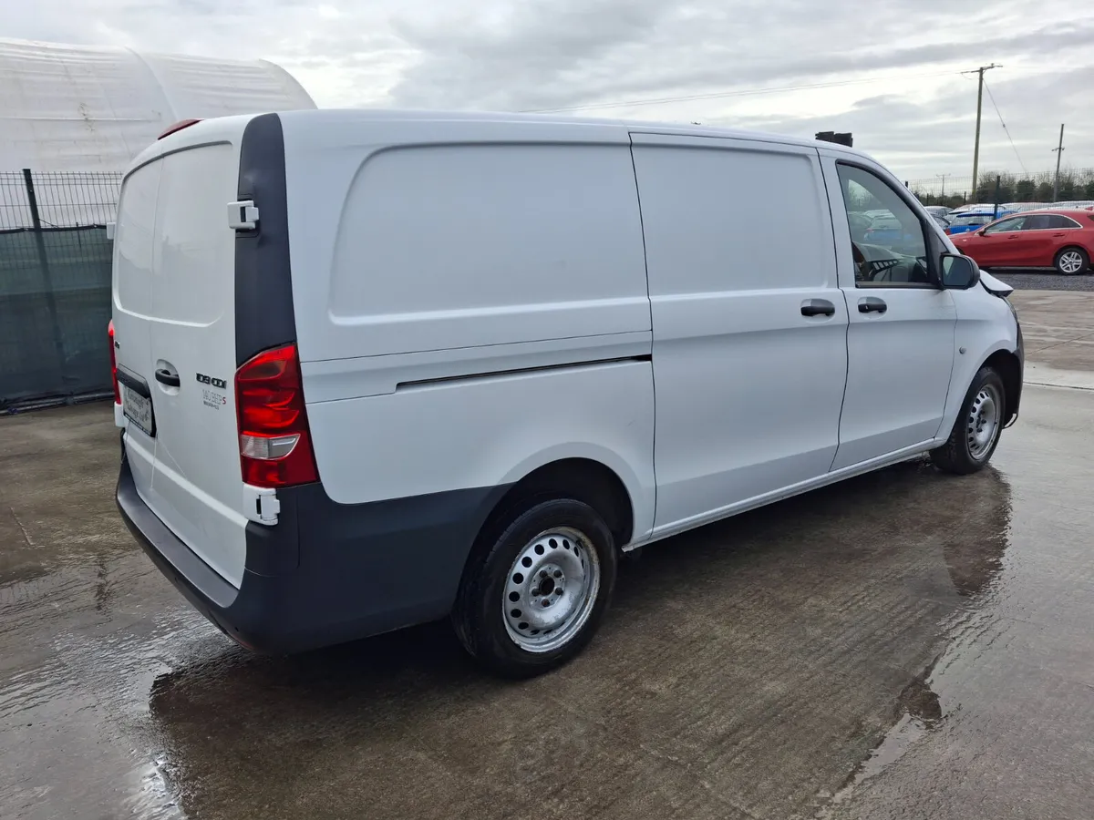 172 Mercedes Vito - Image 3